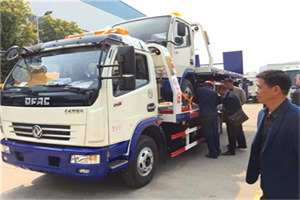 金东汽车道路救援拖车价格